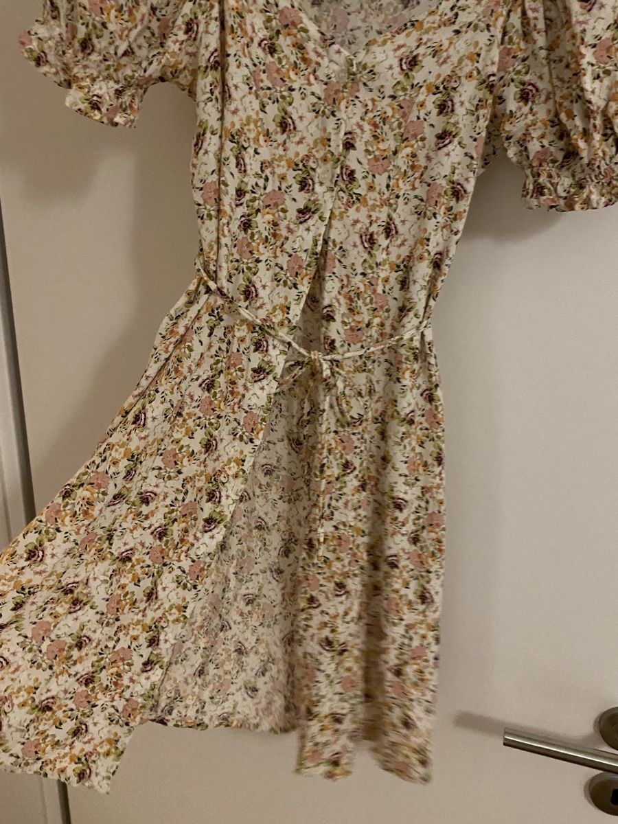 Robes: Kleid – D'occasion à Luzern par oli_6x2r 1