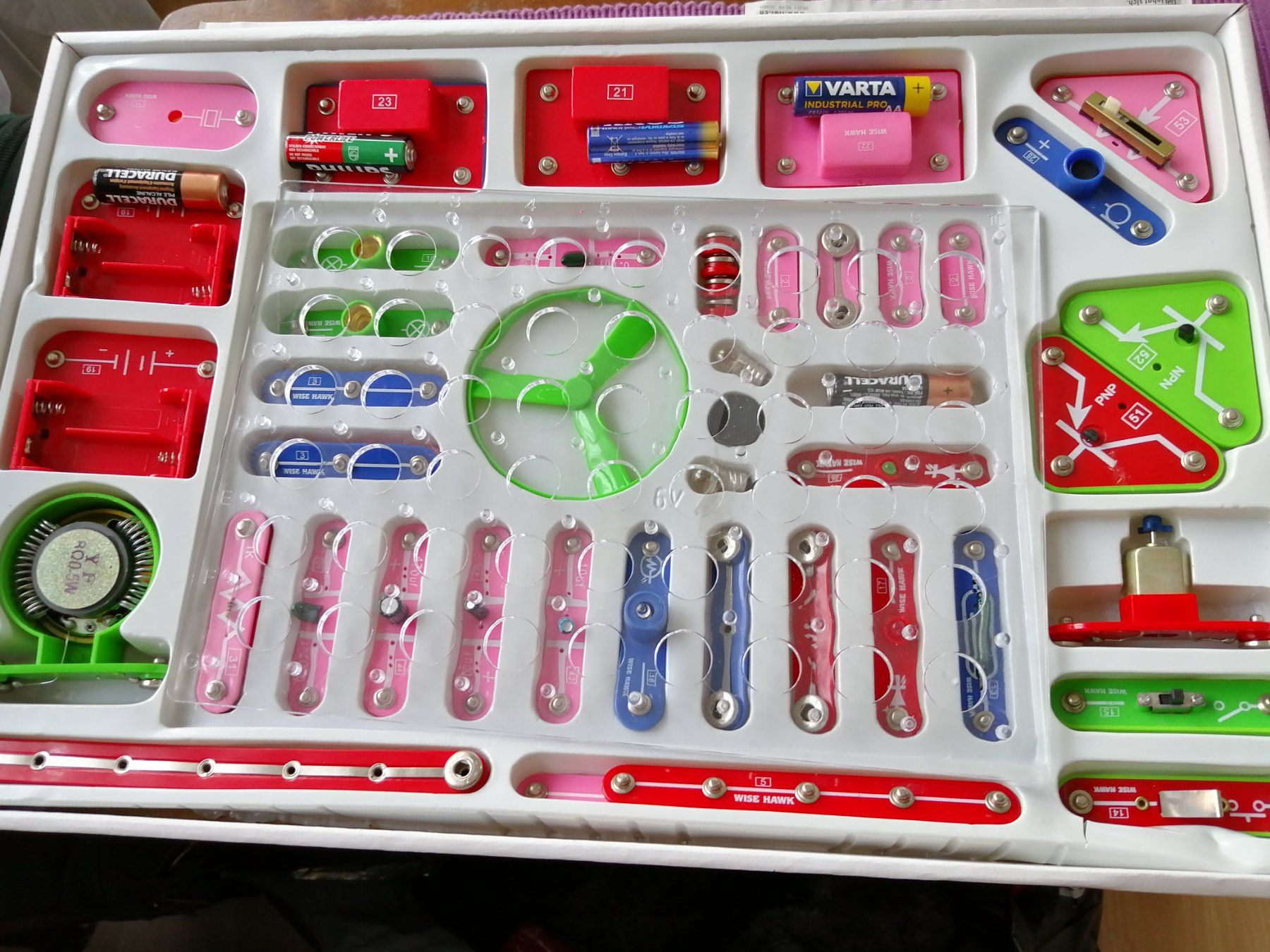 Kit di costruzioni: Playtastic Electronic Bricks 668 - Elektronik Baukasten – Usato da Zürich venduto da Finale7 7