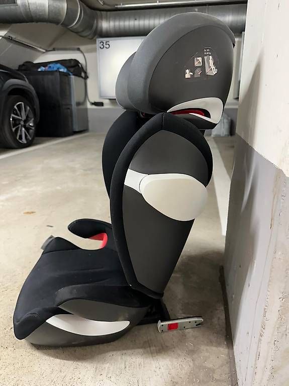Sièges auto: Cybex Kindersitz 15-36kg – D'occasion à Reinach BL par mih_2f2w 1