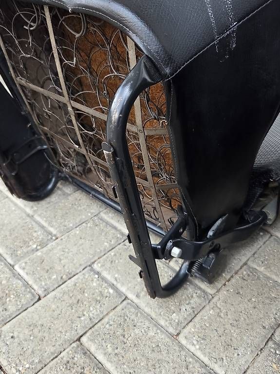Tutti pezzi di ricambio auto: Originale Vw Käfer Sitze – Usato da Udligenswil venduto da ninja75 1