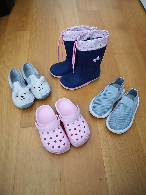 Chaussures filles: Mädchen Schuhe ab Grösse 24 – D'occasion à Ottenbach par Acki_la