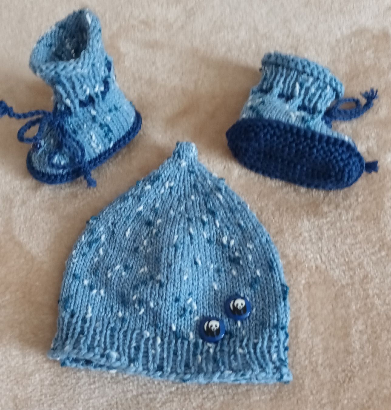 Gr.ca.0 - 3Monate, neu, handgestrickt (Neu (gemäss Beschreibung)) in ...