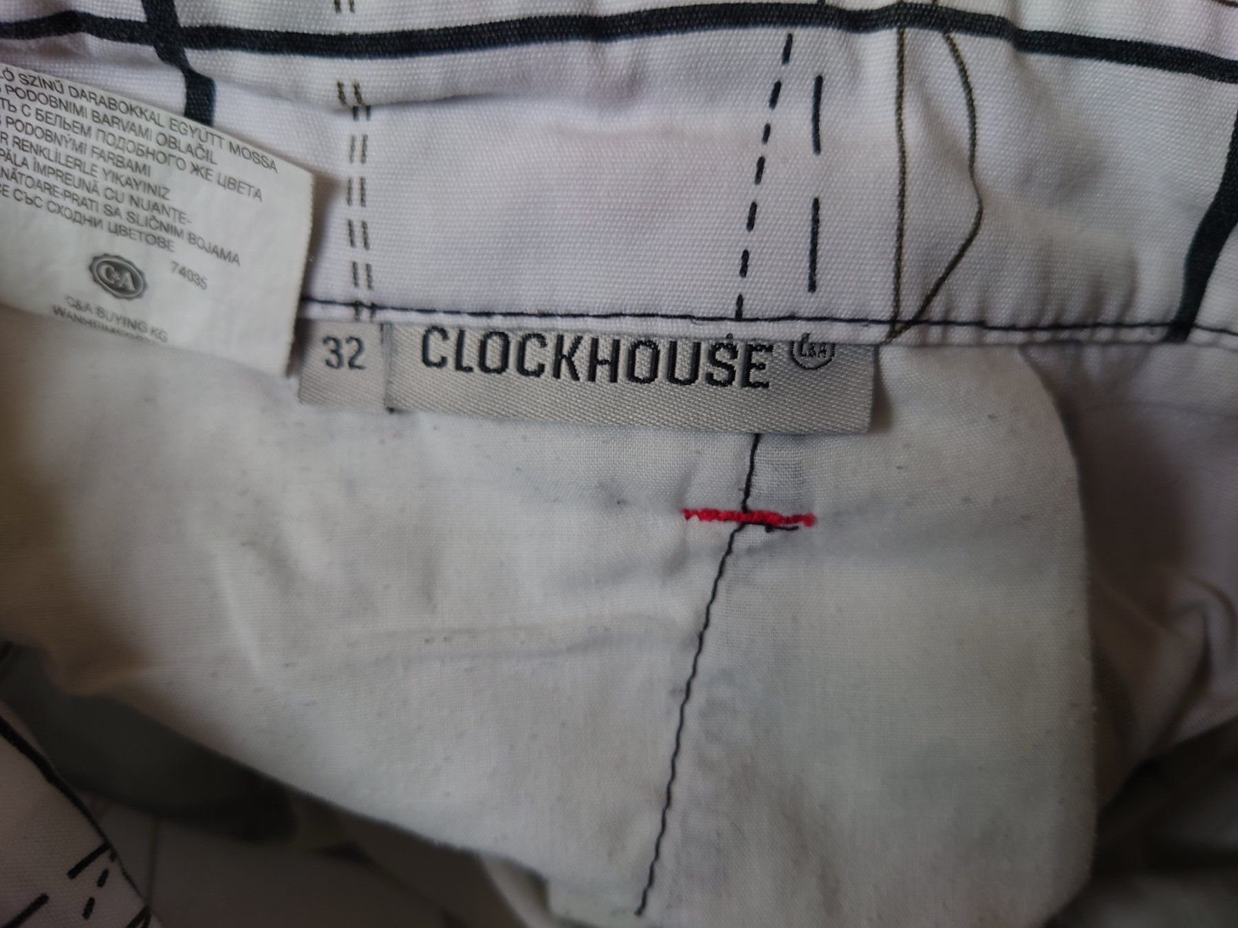 Hosen: Short blanc à carreaux Clockhouse L – Gebraucht aus Bévilard von Thenightes 3