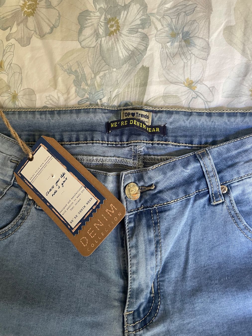 Jeans: Damenjeans mit Spitze,neu Gr. 44 – Nuovo (secondo la descrizione) da Hünibach venduto da Falken83 2