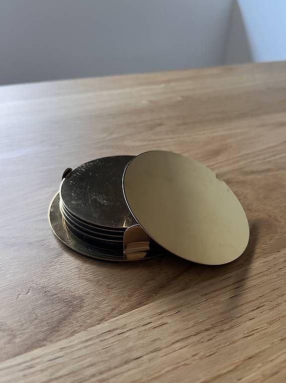 Sottobicchieri: Glasuntersetzer rund mit Halter messing – Usato da Winterthur venduto da pabe91