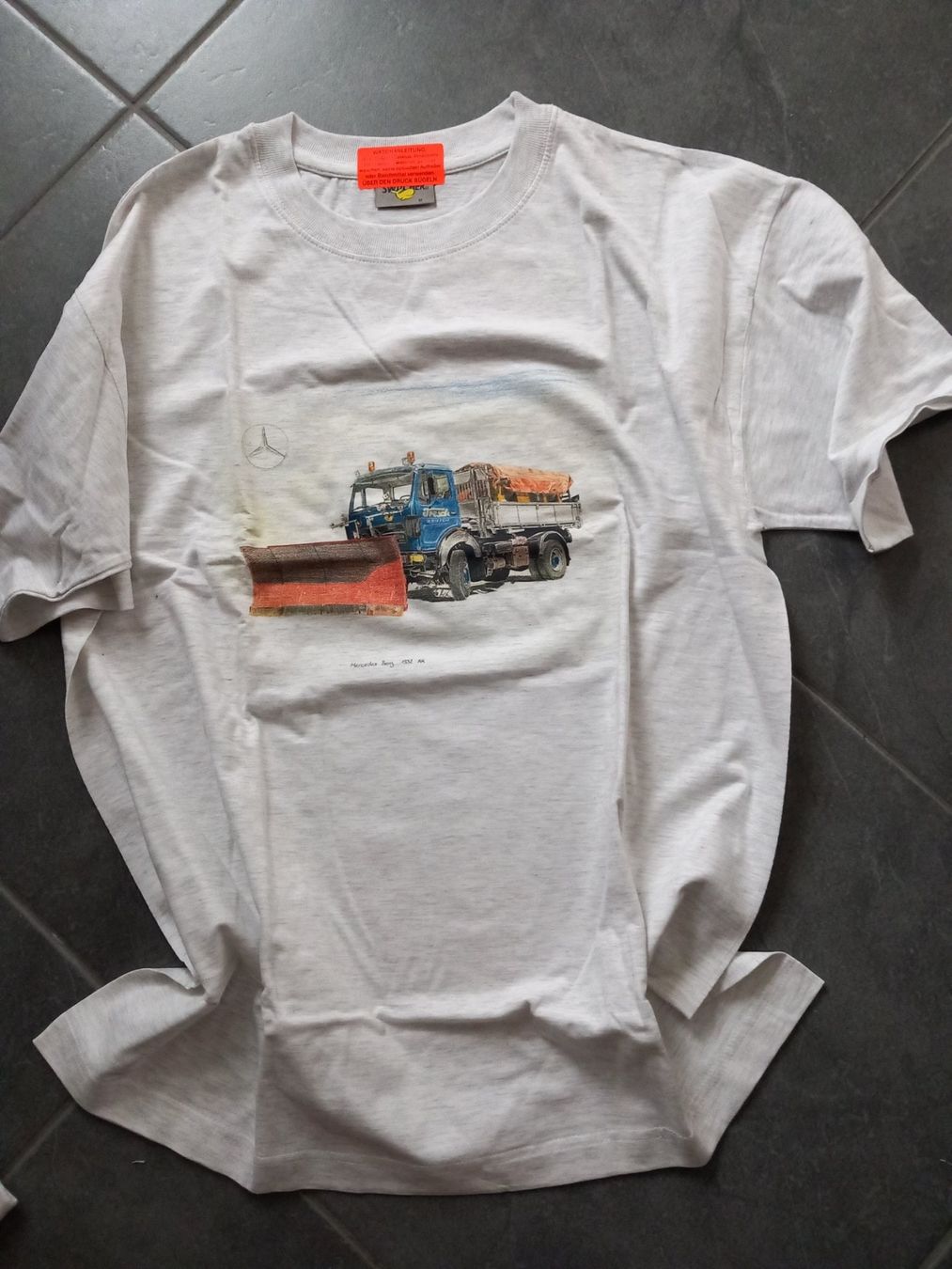 T-Shirts: T-Shirt Saurer – Neu und originalverpackt aus Steinen von rosacathry 1