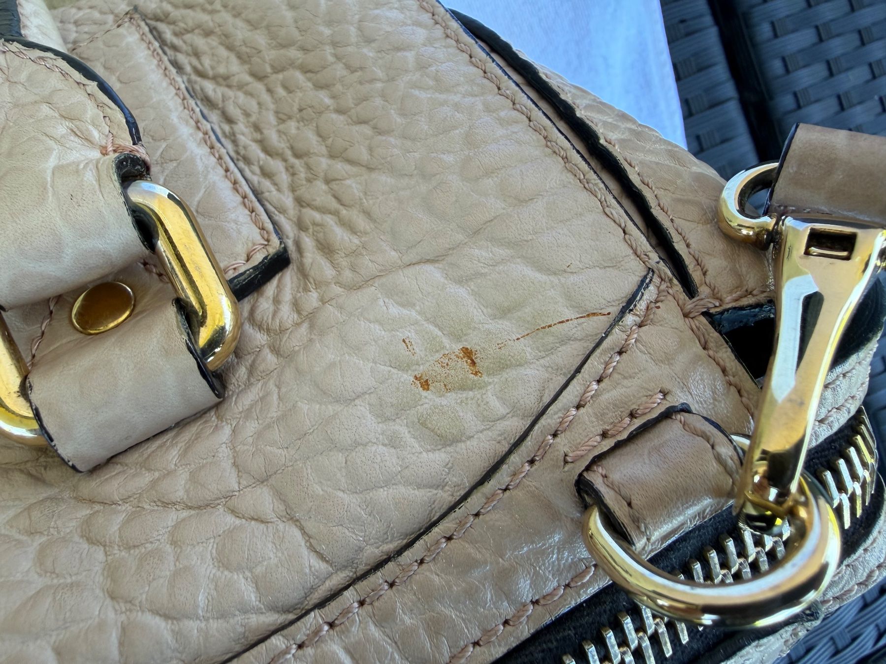 Burberry Taschen für Damen: Burberry Clifton – Gebraucht aus Steinen von FIN 5