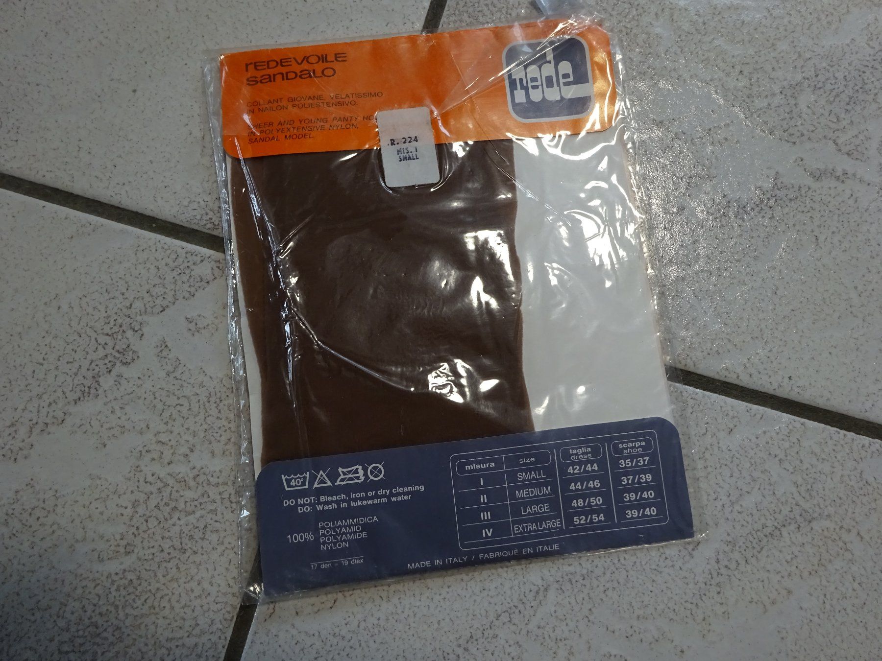 Strümpfe & Strumpfhosen: Strumpfhose-Sandalo/Rede – Neu und originalverpackt aus Rothrist von Mistery1 1