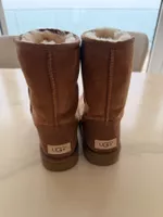UGG Classic Short II chestnut 38, NEUVES jamais portees