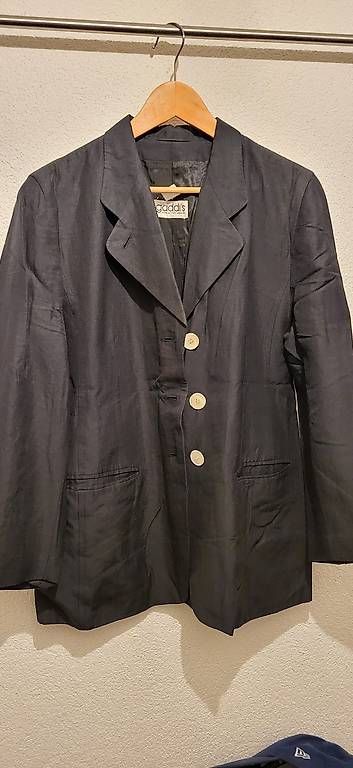 Giacche: Schwarzer Blazer Gr. 42 (oversize) Seide/Leinen – Usato da Basel venduto da kri_wd99