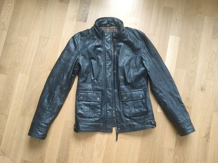 Lederjacke schwarz, guter Zustand, Innenfutter Karomuster
