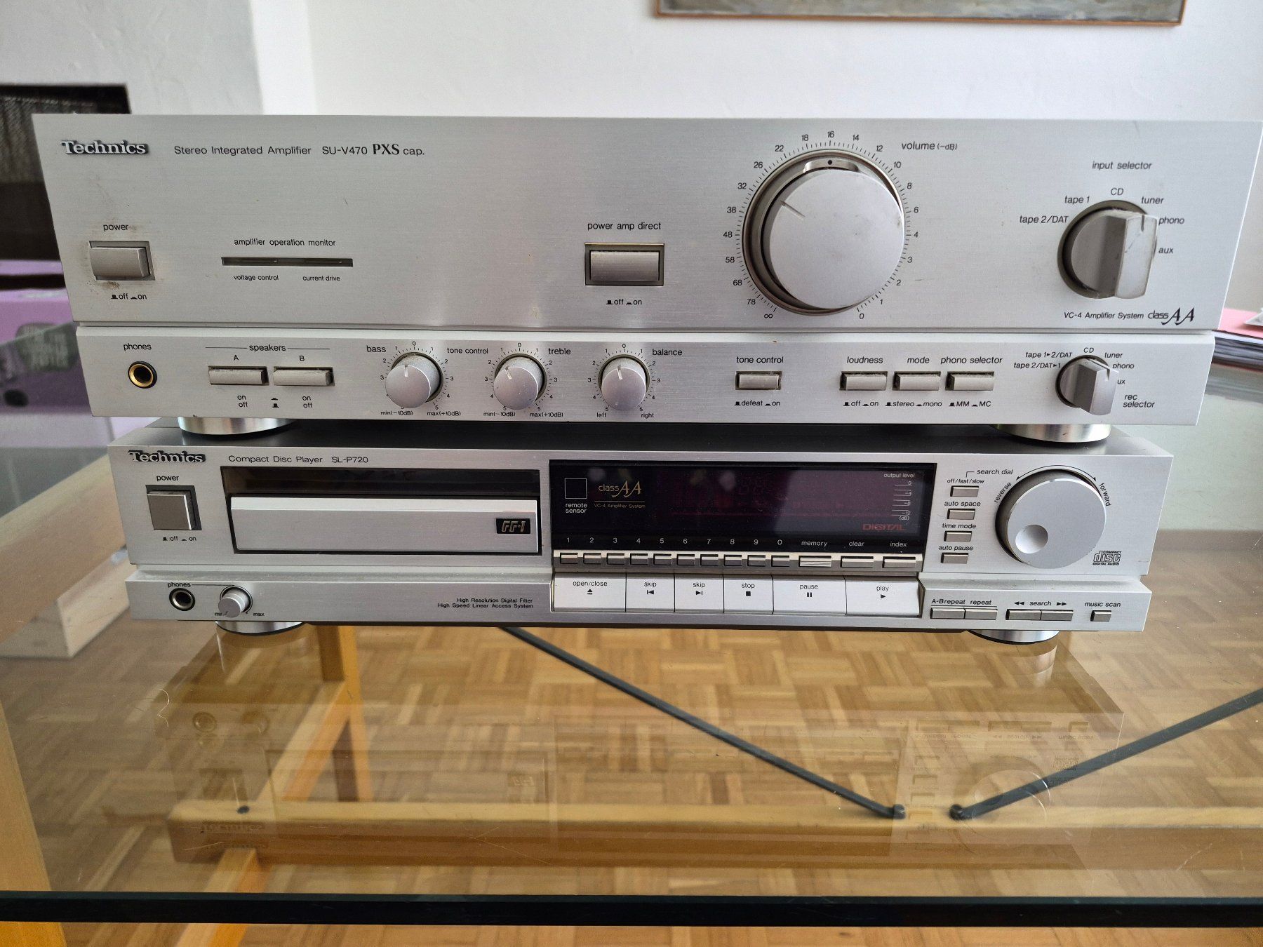 Technics Verstärker: Technics Verstärker SU-V470 CD-Player SL-P720 Silber – Gebraucht aus Zürich von Ona5