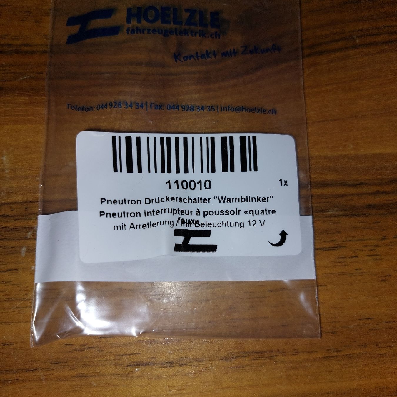 Tutti pezzi di ricambio auto: Pneuton Warnblinkschalter, neu, ungebraucht, 12V Universal – Usato da Hermetschwil-Staff venduto da SCHRAUBSTARK 2