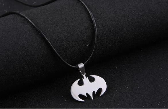 Pendentifs: BATMAN HALSKETTE / – Neuf avec emballage d'origine à Waldenburg par STICKER_KING 1
