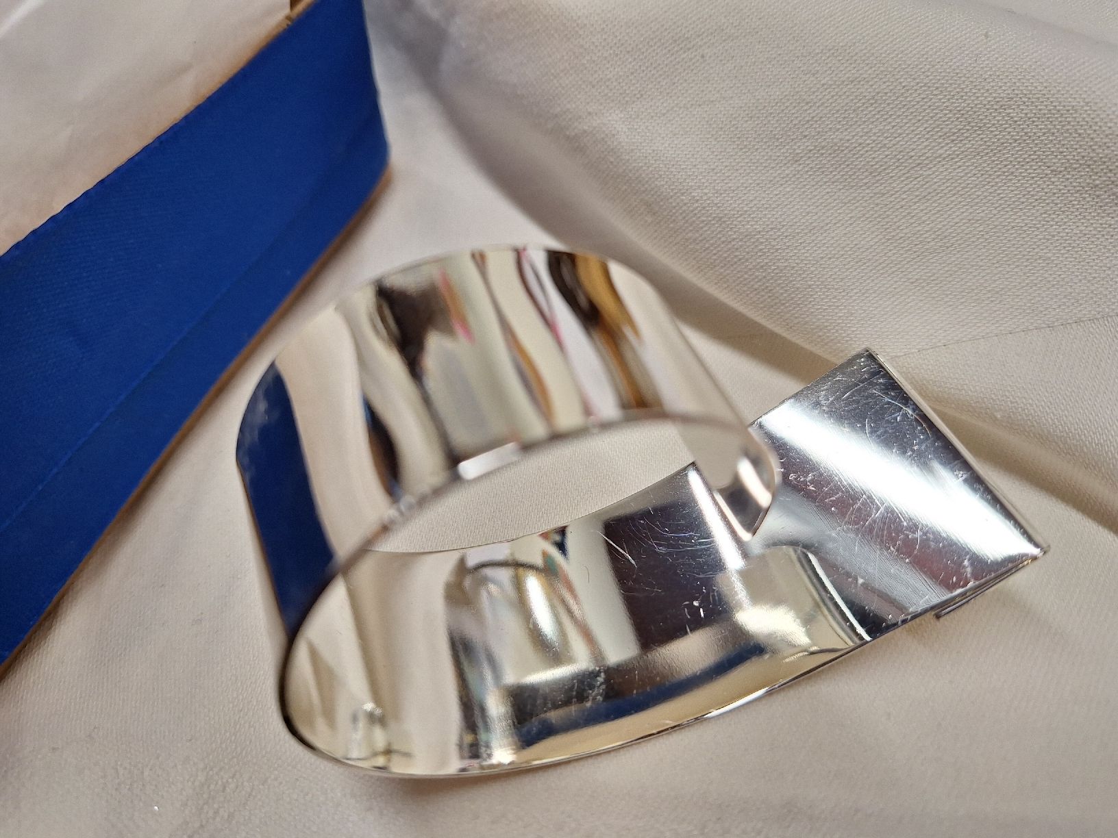 Altro in Decorazioni & Accessori: Serviettenhalter versilbert von Antonio Belucci – Usato da Rheinfelden venduto da Cleopatra2000 3