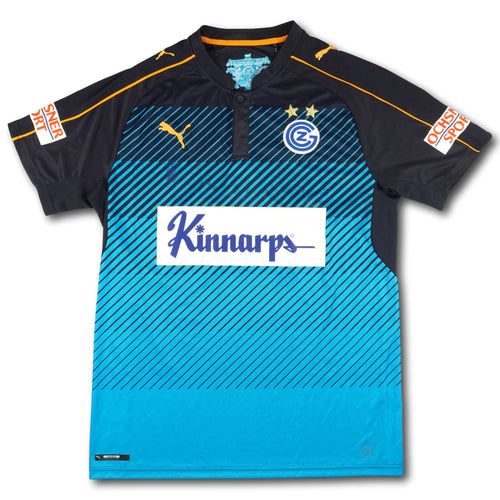 Trikots: GC Zürich 2016-17 Trikot drittes - 6/10 – Gebraucht aus Zürich von RetroShirts