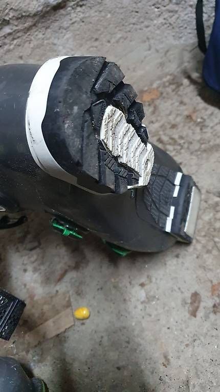 Scarpe da uomo: Scarponi da sci Salomon / Skischuhe – Usato da Losone venduto da ale_q7jk 1