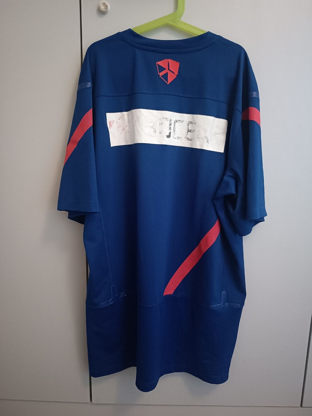Canottiere & Pantaloni: Atlético Madrid Trainingsshirt Grösse L – Usato da Schlieren venduto da mig_727g 1