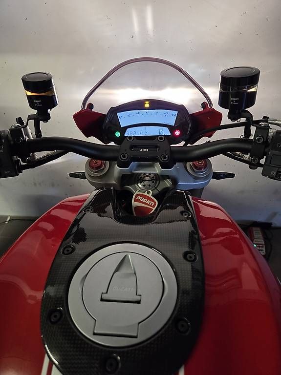 Route: DUCATI Monster 1100 evo/ABS – D'occasion à Wohlen AG par Pesche143 2