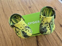 Crocs Kinderschuhe mehrfarbig Grösse 21 guter Zustand