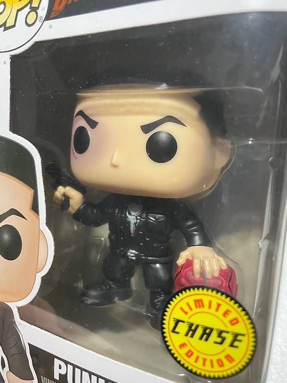 Funko Statuette: Funko Pop! Marvel: Netflix Daredevil Punisher Chase – Usato da St. Gallen venduto da ManuelSt. 1