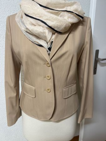 Eleganter  Damen Blazer,  gestreift Gr. 38 Betty Barcley