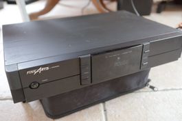 Tunner FM AM Grundig FINE ARTS