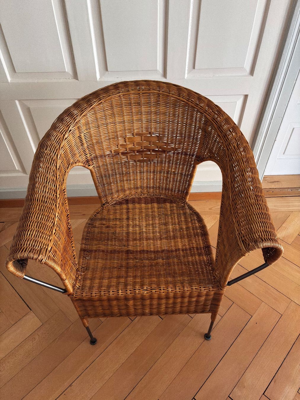 Sedie: Vintage Rattan Korbstuhl mit Eisengestell – Usato da St. Gallen venduto da severin_g. 3