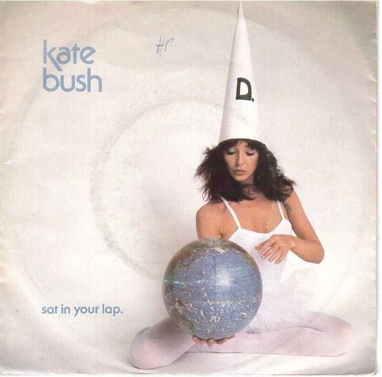 Dischi in vinile: Kate Bush  --  Sat in your lap  Single7 – Usato da Rheinau venduto da thespecials