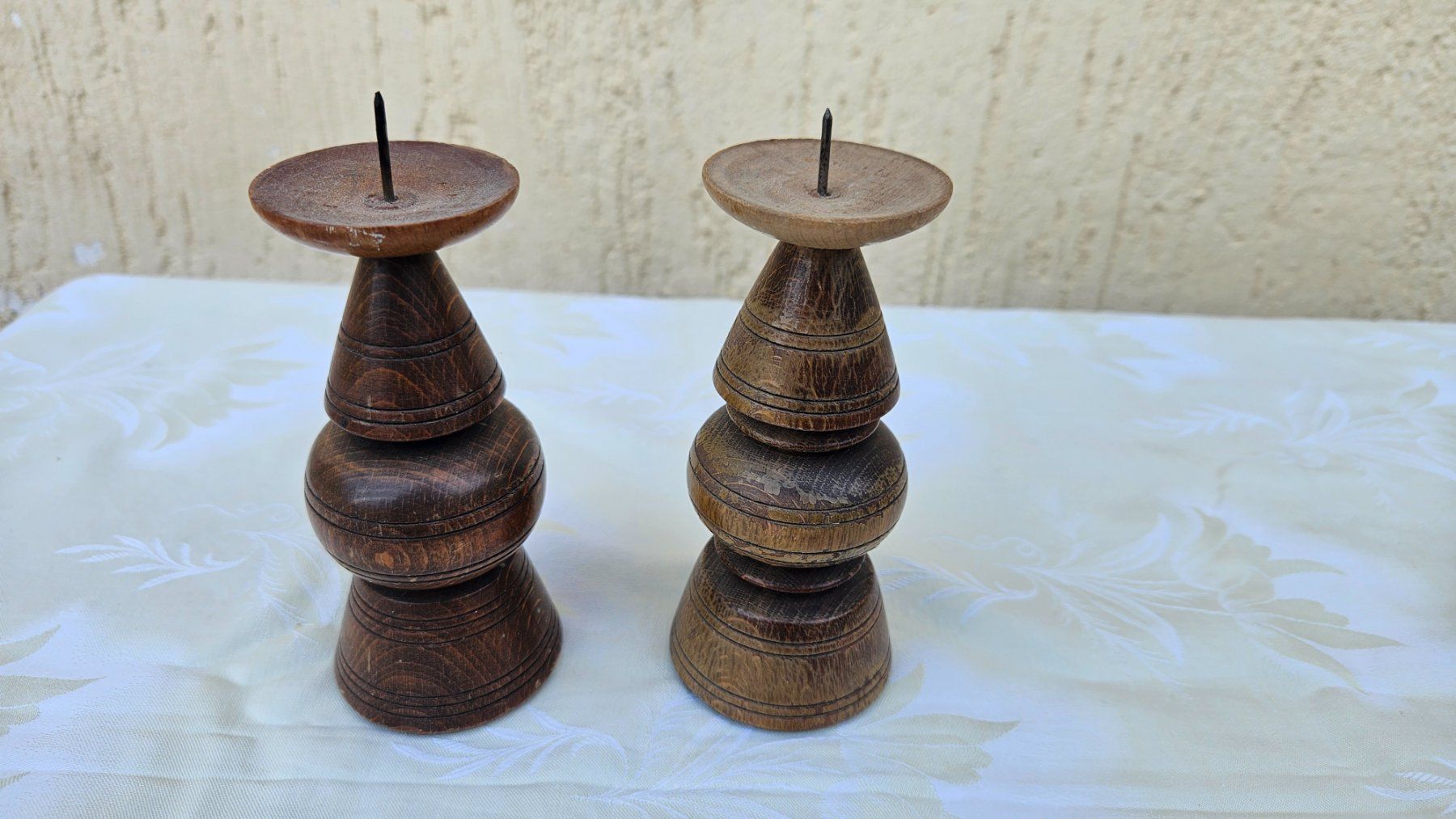 Kerzenständer: 2 porta candele in legno tornito – Gebraucht aus Melano von H-Sara