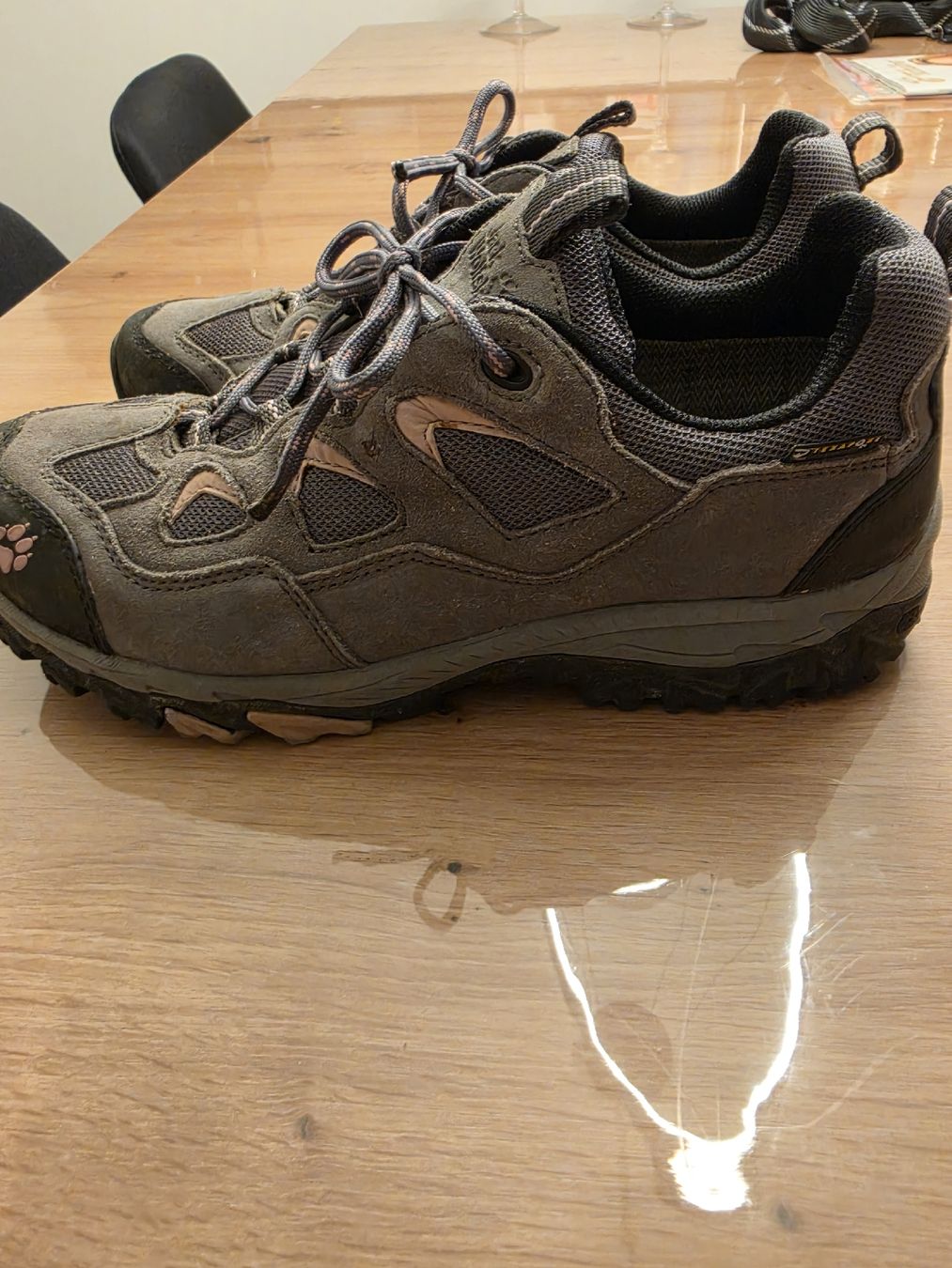 Jack Wolfskin Scarpe da donna: Jack Wolfskin Wanderschuhe  – Usato da Honau venduto da Luzernerli70 1