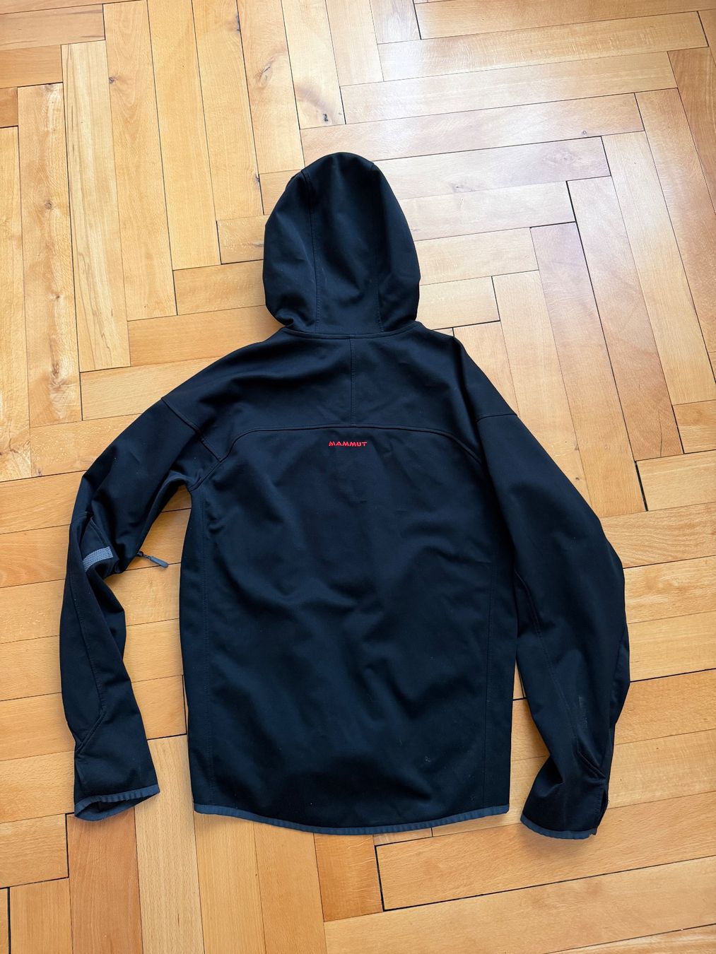Mammut Giacche: Mammut Softsehll Jacke – Difettoso da Solothurn venduto da Vintage87 5