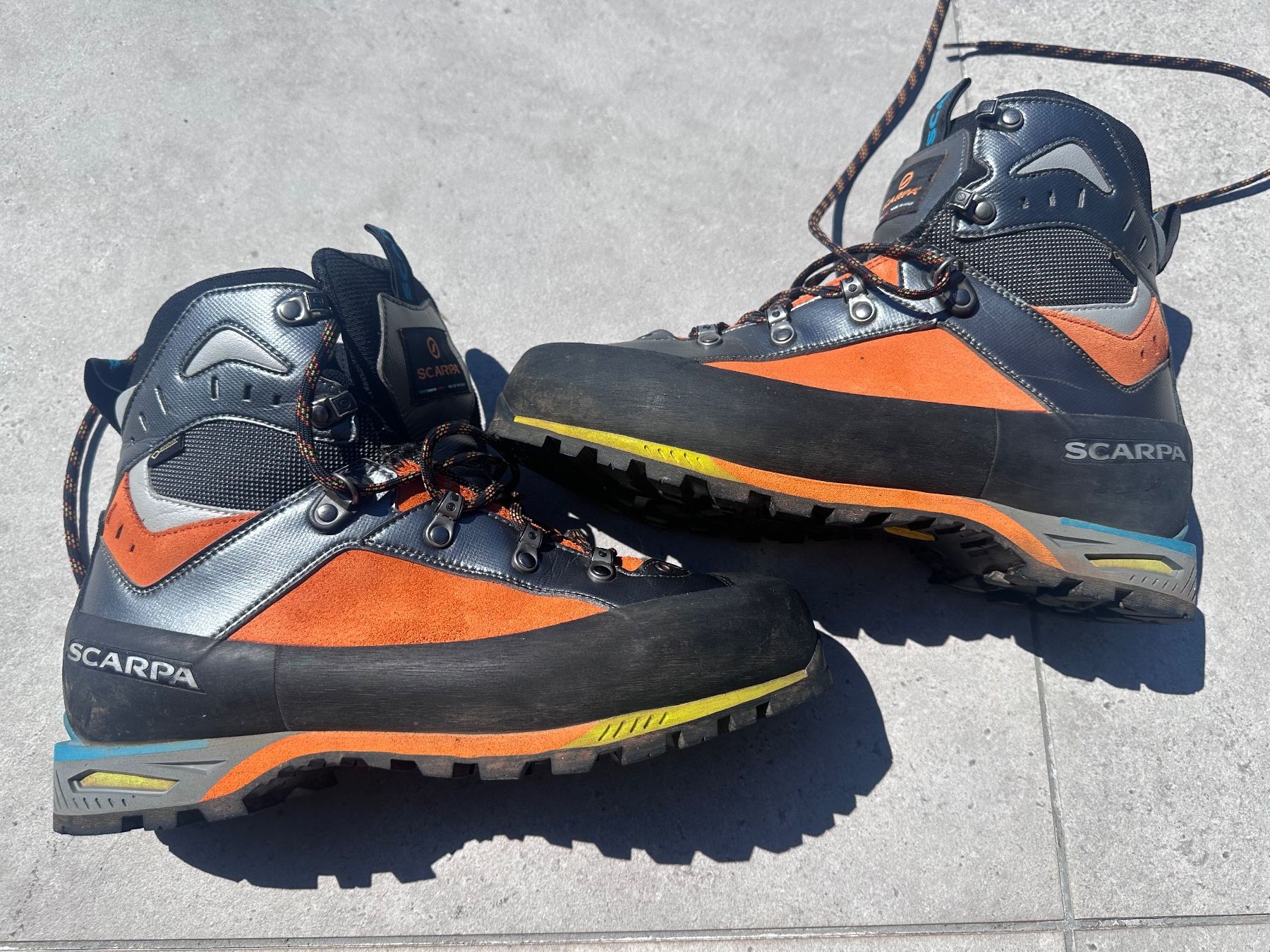 Scarpa Scarpe da uomo: SCARPA CHARMOZ HD  CHAUSSURES – Usato da St-Légier-Chiésaz venduto da EvaVDRiviera