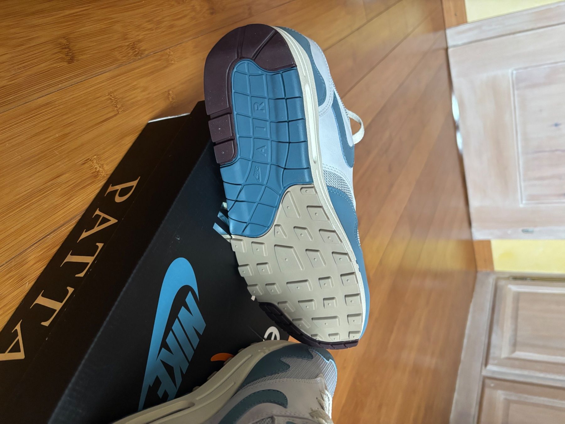 Nike Scarpe da uomo: Air Max 1 Patta – Nuovo e nell'imballaggio originale da Cottens FR venduto da ginop 2
