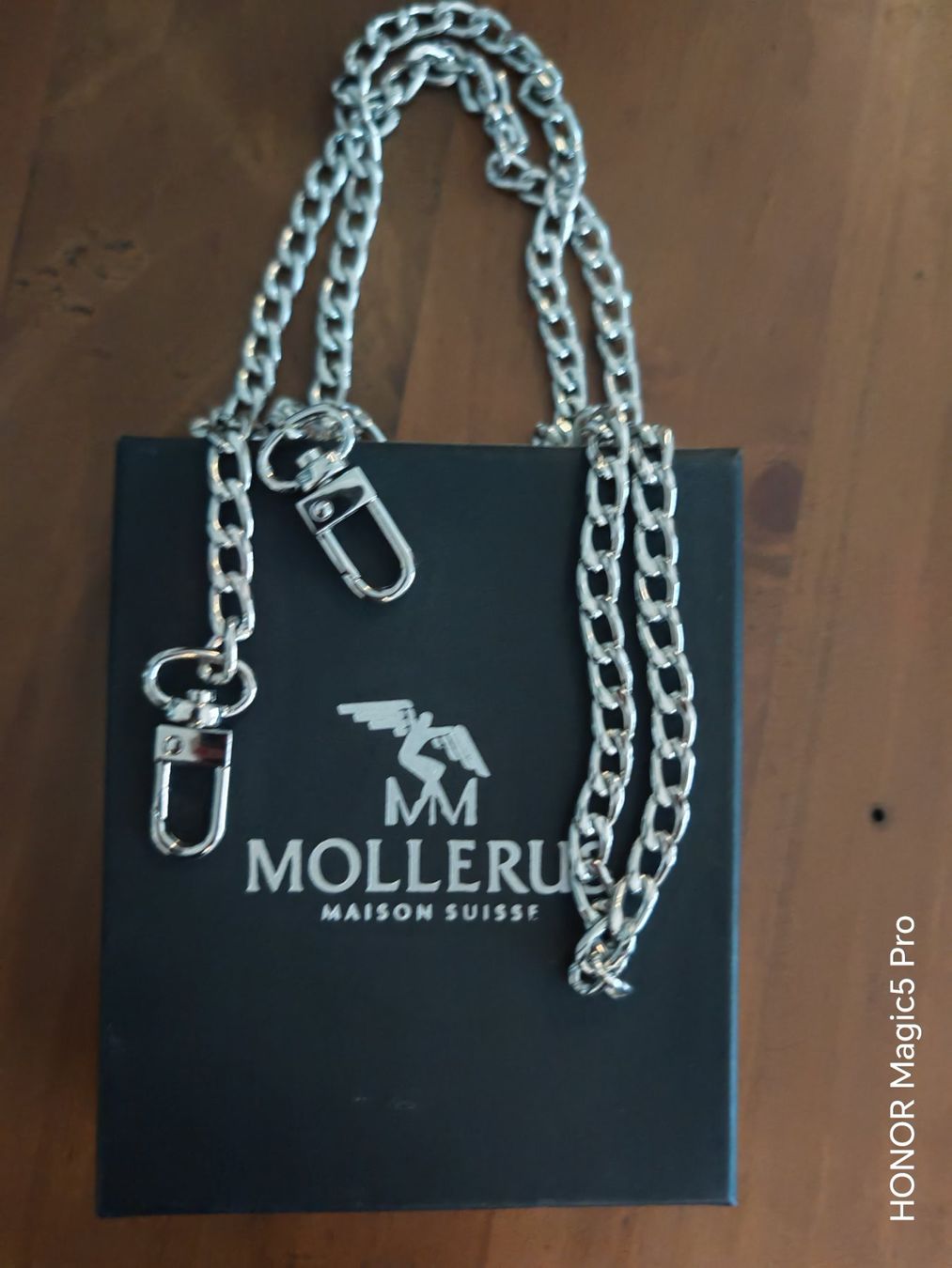Maison Mollerus Sacs femmes: MOLLERUS Tasche inkl. Kette – D'occasion à Birsfelden par mar_8957 1
