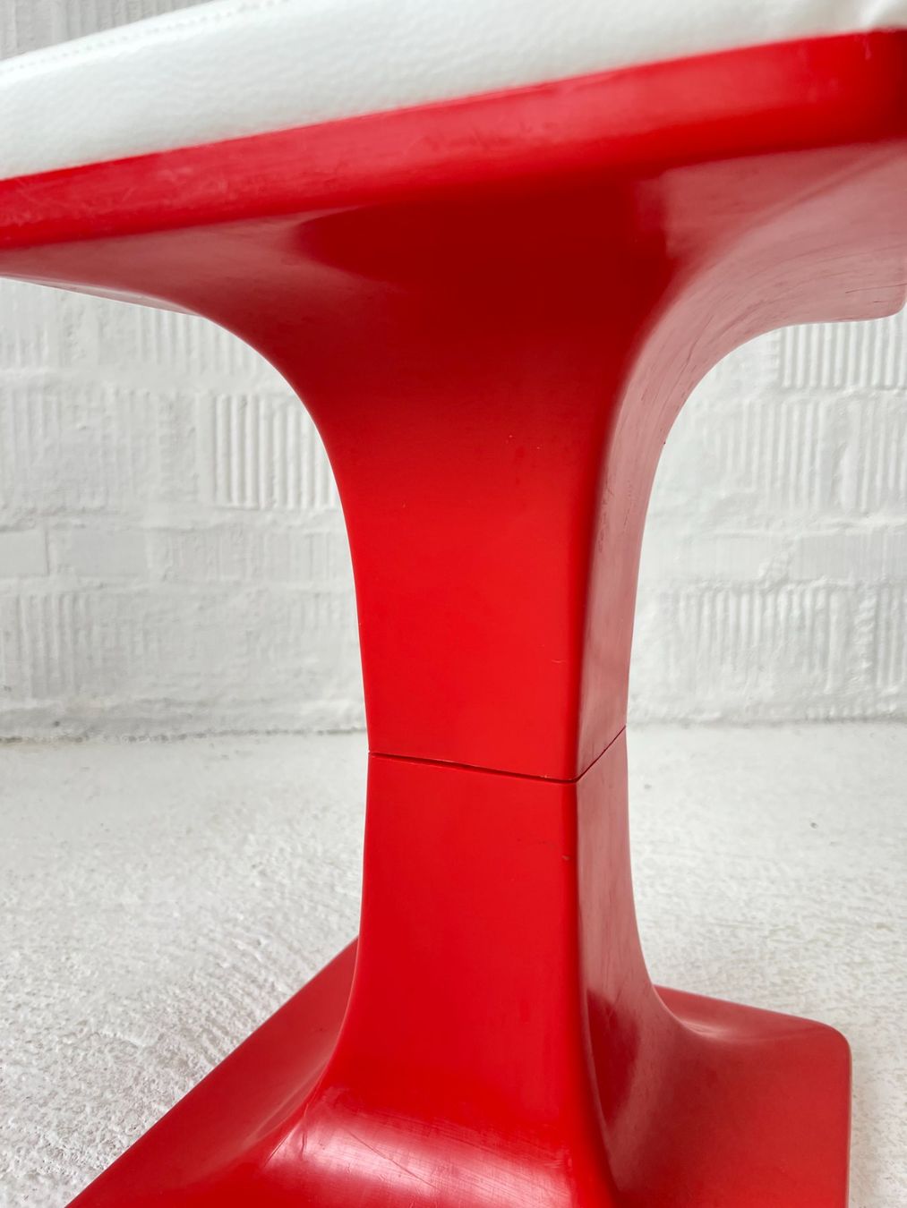 Sgabelli: Midcentury Hocker - Plastik – Usato da Walzenhausen venduto da stilvollwohnen 1