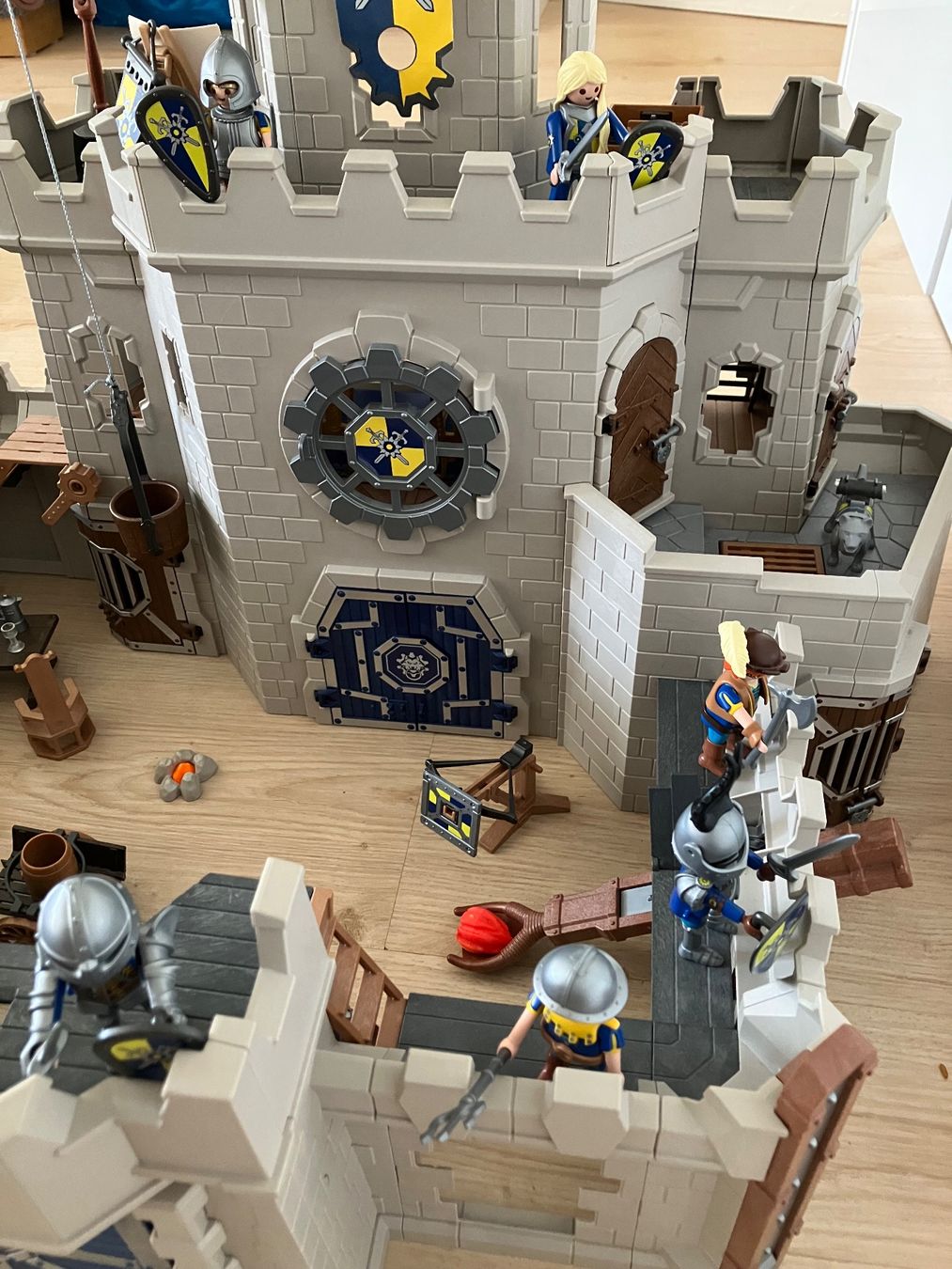 Playmobil Jouets: Playmobil Novelmore Ritterburg – D'occasion à Ettingen par esther82 2