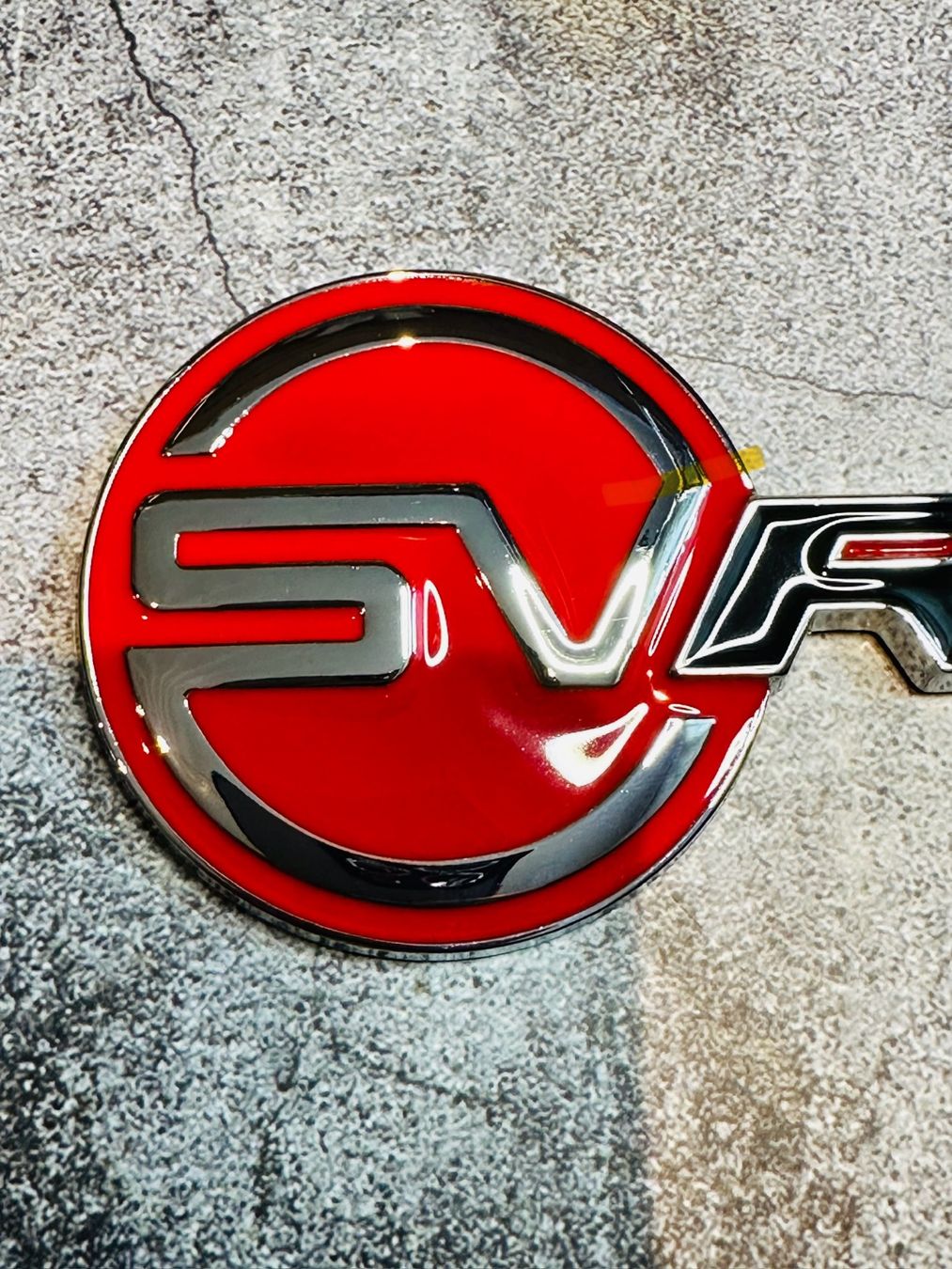 Range Rover SVR Emblem Schriftzug Logo aus Metall NEU (Neu und ...