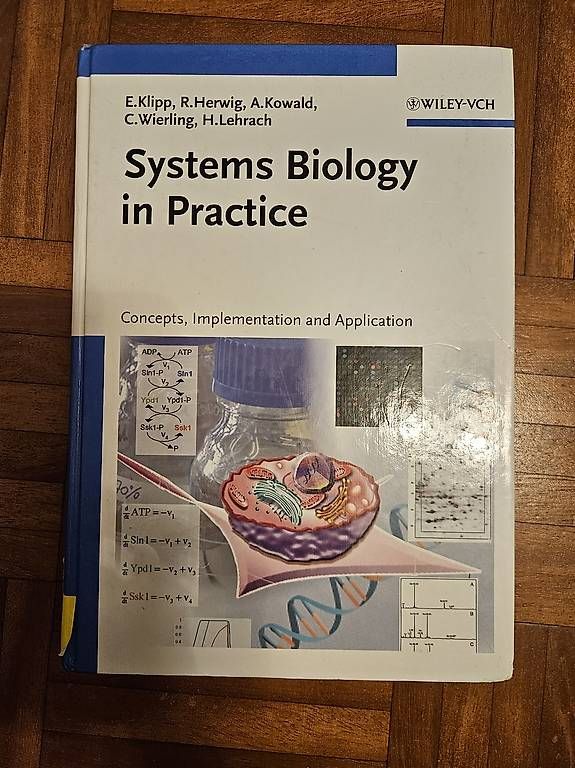 Livres: Buch Systems Biology in Practice Klipp – D'occasion à Basel par and_gzk2