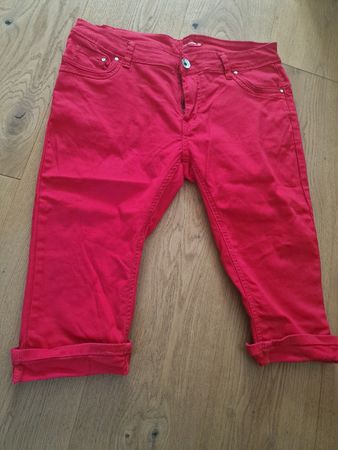 Rote Sommer Damenhose,7/8 Grösse 42Top Zustand für den Somme