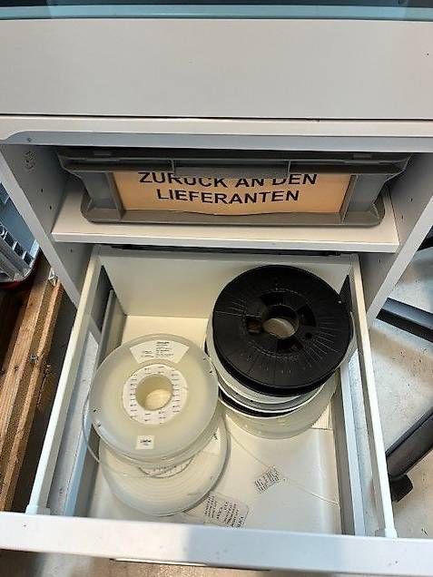 Ultimaker Stampanti 3D: Ultimaker S5 3D-Drucker mit Material Station – Usato da Schlieren venduto da fel_5xs9 2