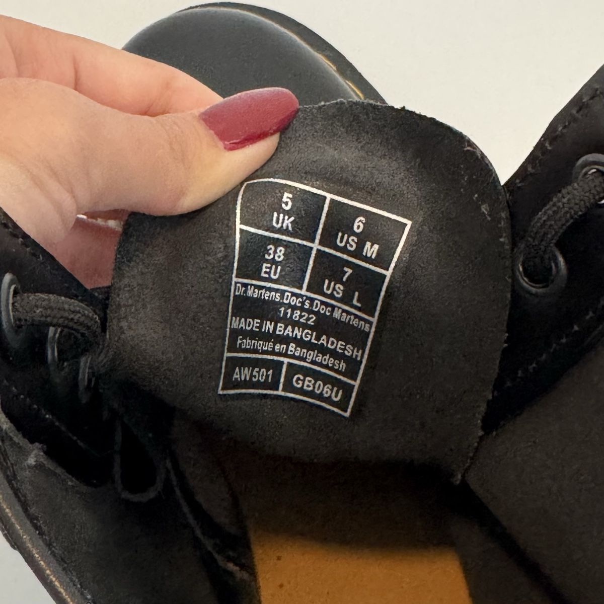 Dr. Martens Scarpe da uomo: Dr. Martens 1460 boots – Usato da Goldach venduto da elijah2000 4