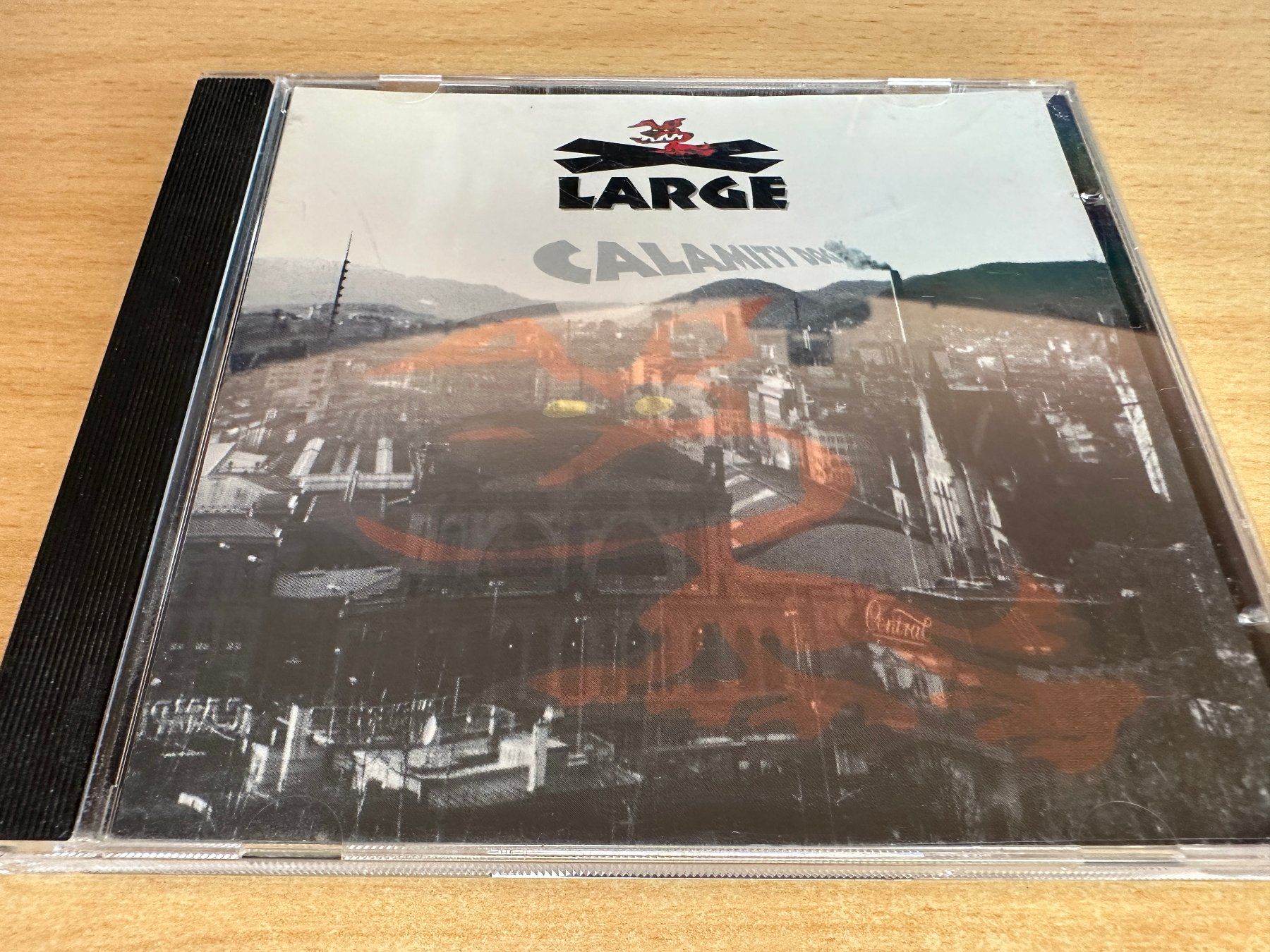 CD: X-Large – Calamity Dog – Usato da Rikon im Tösstal venduto da Alpenmutz