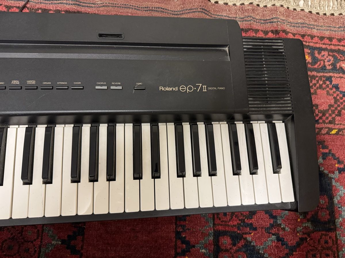 Roland Strumenti musicali: Roland ep-7ll Digital piano – Usato da Zunzgen venduto da milesdavis76 2