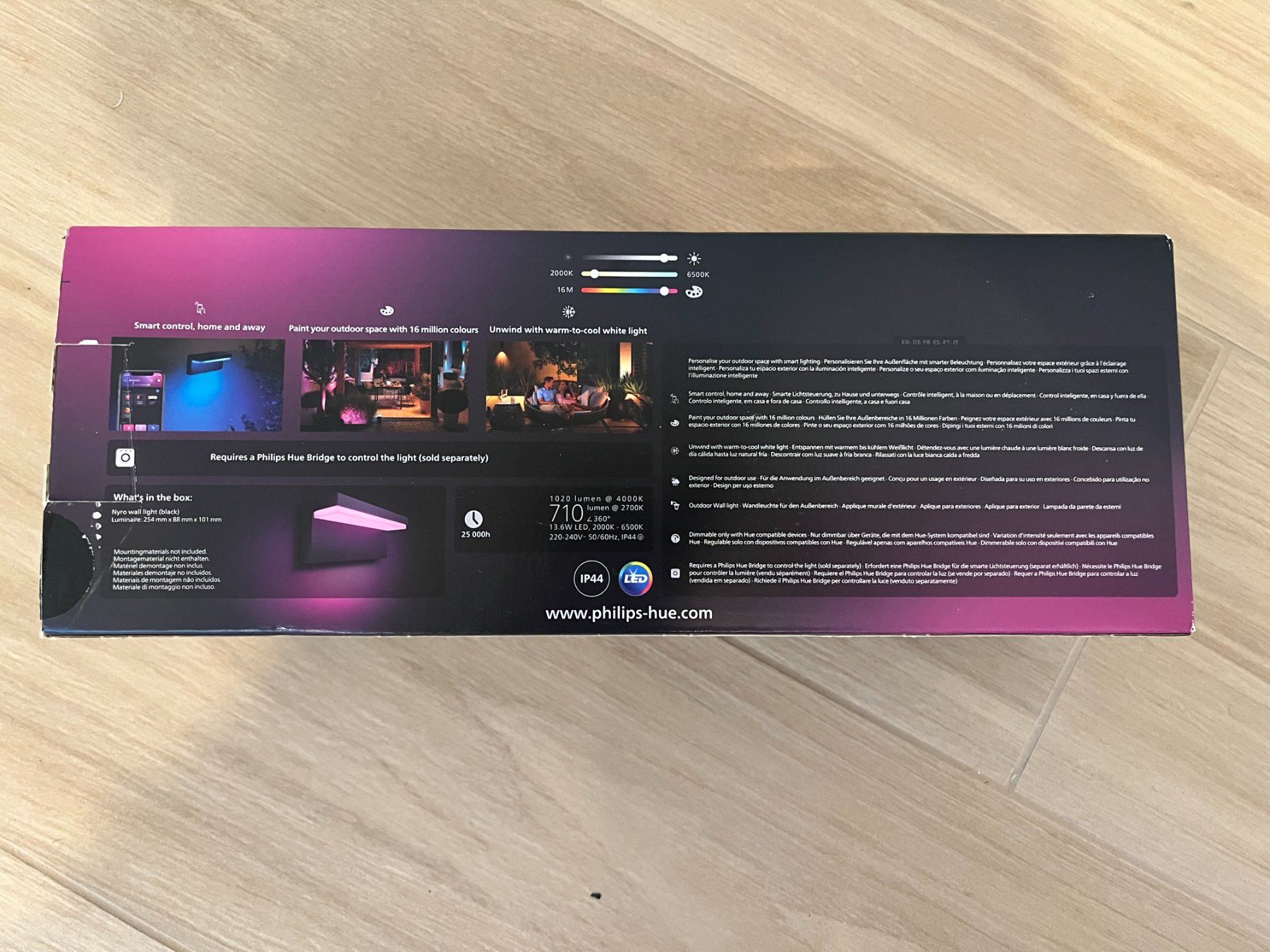 Philips Lampade: Philipps Hue Wall Light Nyro – Nuovo (secondo la descrizione) da Frauenfeld venduto da Hv 8