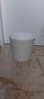 IKEA KARDEMUMMA Übertopf  weiss, gerillt (Top Zustand)