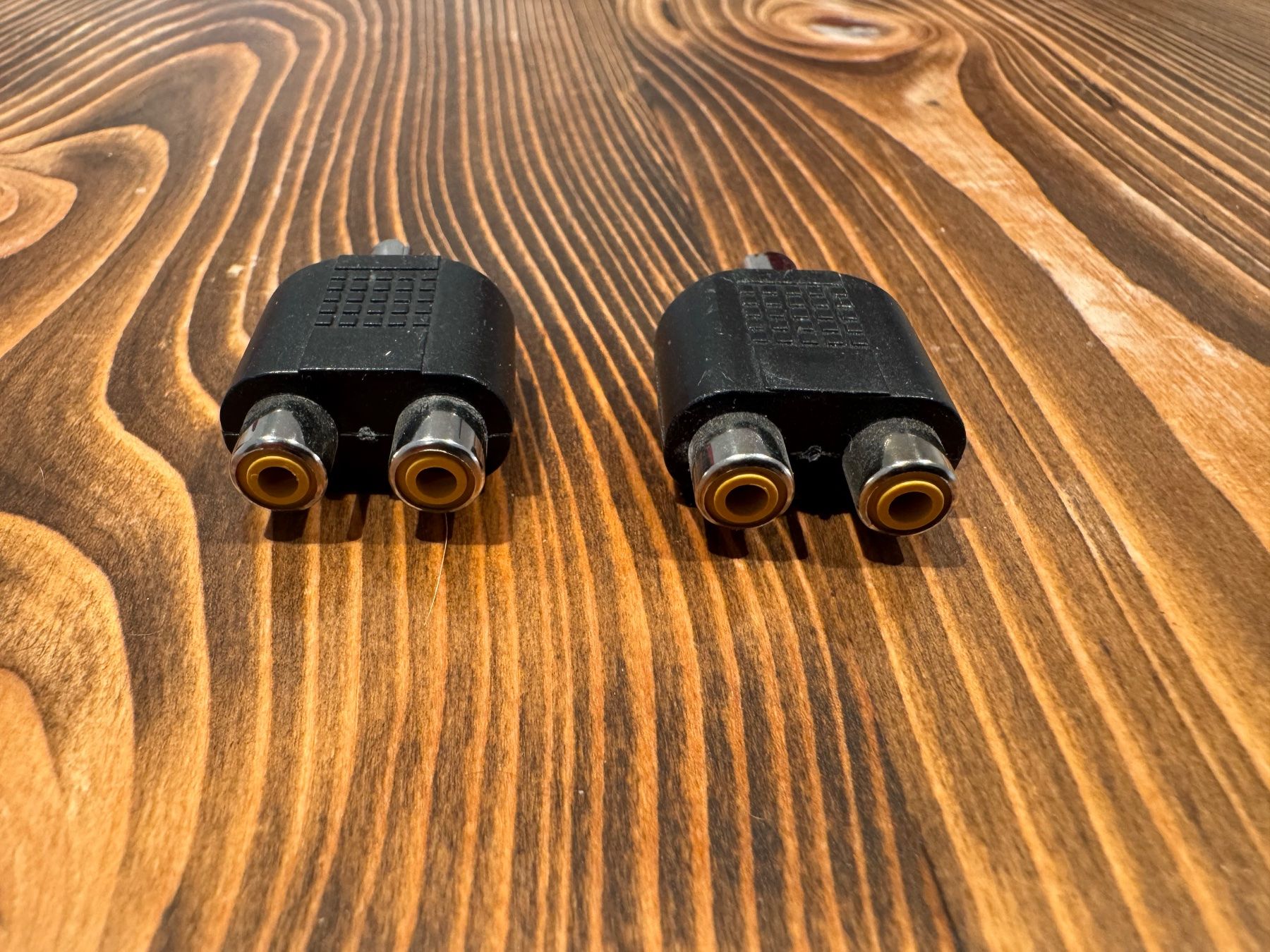 Laufwerke & Adapter: Audio-Adapter, 2-fach Stereo Cinch Stecker, 2 Stk. – Gebraucht aus Arisdorf von imbeck 1