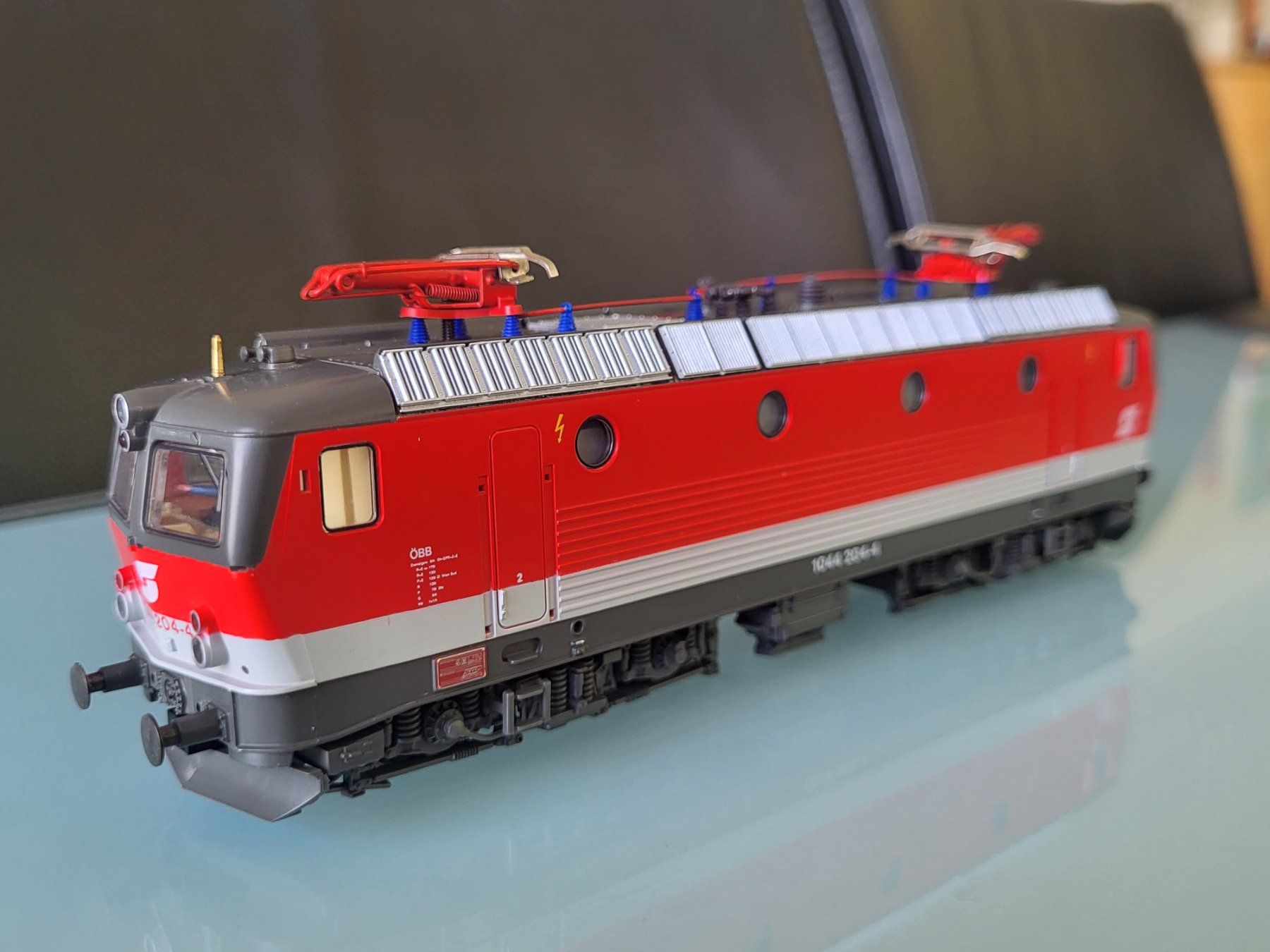 Roco Modelleisenbahnen: H0 ROCO 1044 204-4 – Neu (gemäss Beschreibung) aus Oberburg von sensetal 1