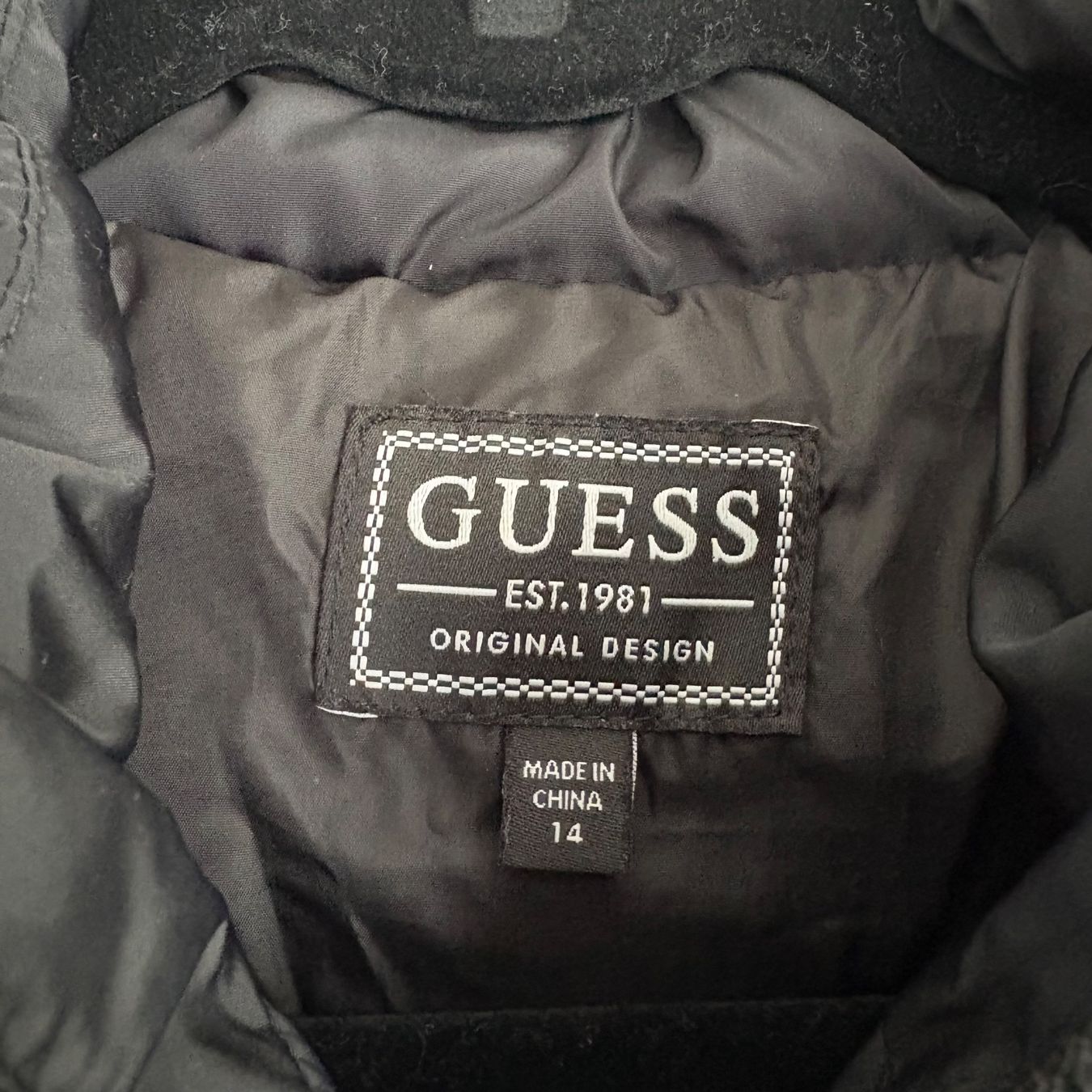 Guess Giacche: Veste Guess – Nuovo (secondo la descrizione) da Moudon venduto da TigerrrEye 2