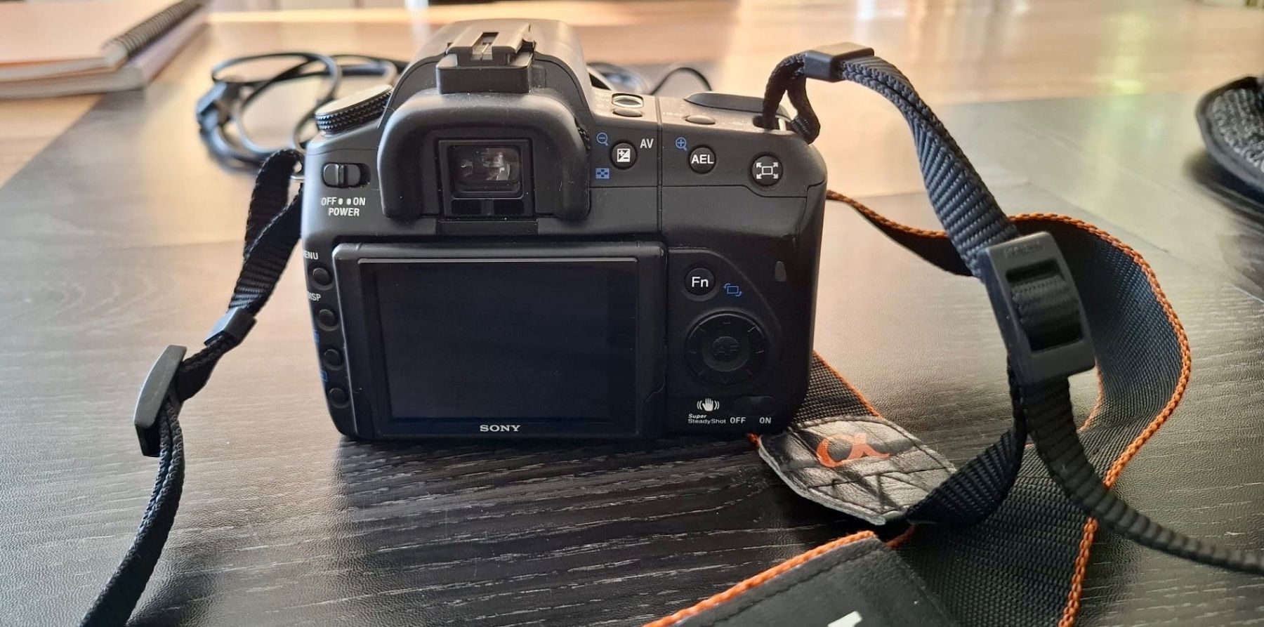 Sony Fotocamera: Sony-Alpha-Spiegelreflexkamera – Usato da Fehraltorf venduto da Marlene4 2